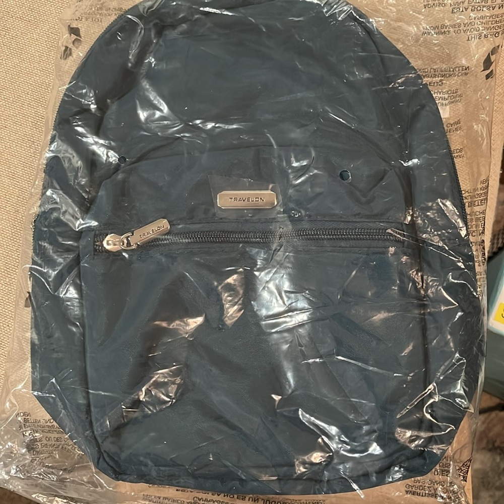 Travelon Peacock Blue Anti-Theft Essentials Backpack/NWT - Picture 9 of 12